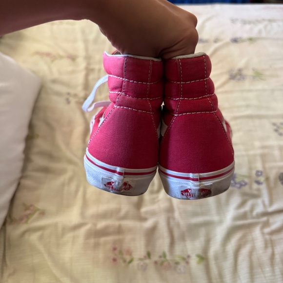 Shoes - Picture 5 of 7